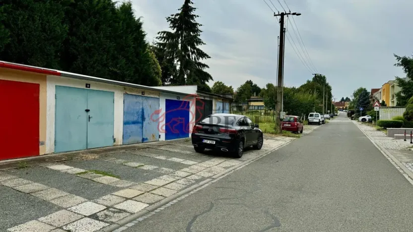 Prodej garáže, Uherské Hradiště - Mařatice, Družstevní, 19 m2