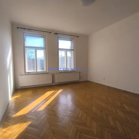 Pronájem bytu 2+1, Hradec Králové, Tylovo nábřeží, 68 m2