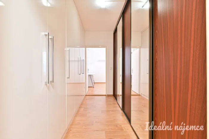 Pronájem bytu 3+1, Brno - Nový Lískovec, Oblá, 73 m2