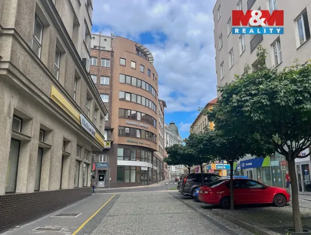 Pronájem obchodního prostoru, Ústí nad Labem - Ústí nad Labem-centrum, Velká Hradební, 280 m2