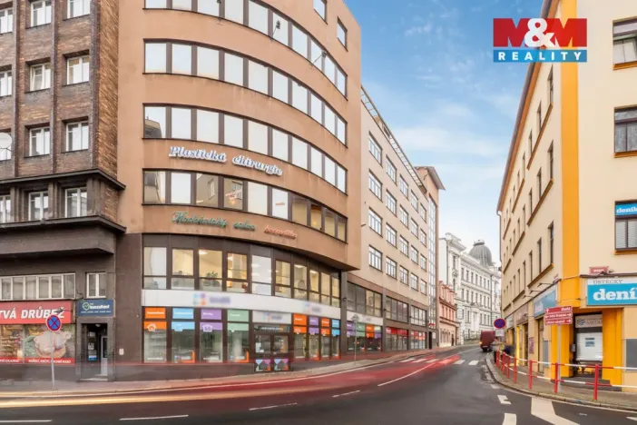 Pronájem obchodního prostoru, Ústí nad Labem - Ústí nad Labem-centrum, Velká Hradební, 280 m2