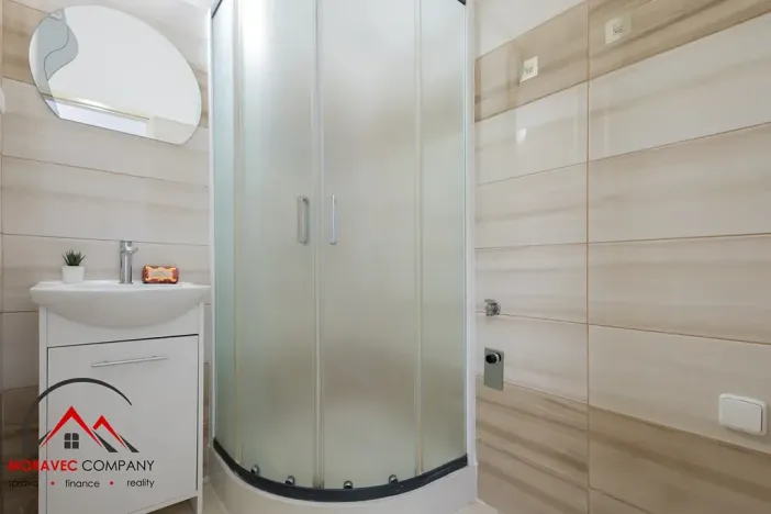 Pronájem bytu 1+1, Krnov, Vodní, 41 m2