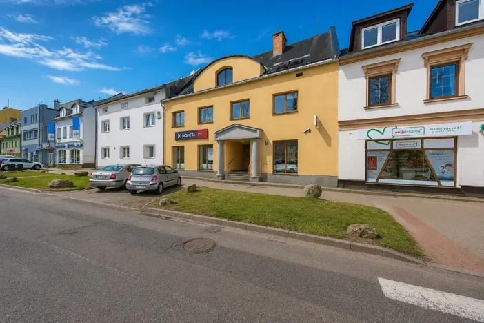 Prodej obchodního prostoru, Jeseník, nám. Svobody, 356 m2