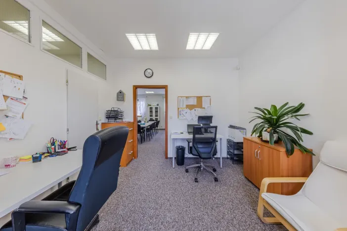 Prodej obchodního prostoru, Jeseník, nám. Svobody, 356 m2