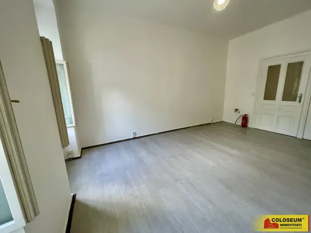 Pronájem kanceláře, Brno - Veveří, 34 m2