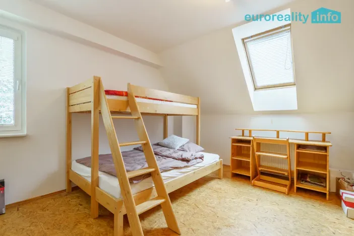 Pronájem rodinného domu, Karlovy Vary, Boční, 150 m2