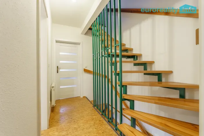 Pronájem rodinného domu, Karlovy Vary, Boční, 150 m2