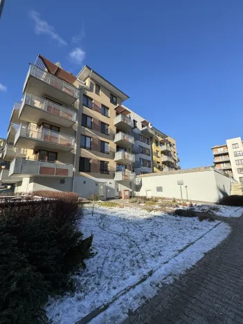 Pronájem bytu 2+kk, Praha, Bermanova, 45 m2