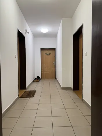 Pronájem bytu 2+kk, Praha, Bermanova, 45 m2