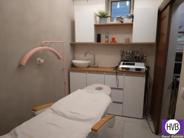 Prodej komerční nemovitosti, Praha, Petrská, 62 m2