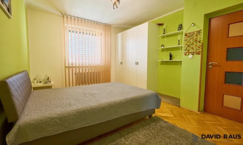 Prodej rodinného domu, Blučina, ul. 9. května, 219 m2