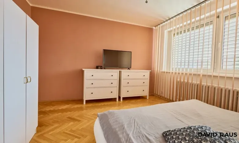 Prodej rodinného domu, Blučina, ul. 9. května, 219 m2