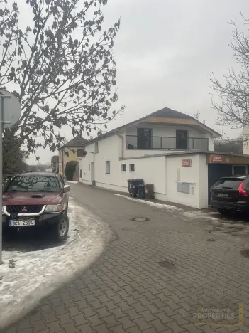 Pronájem bytu 2+kk, Praha - Běchovice, U vrby, 77 m2