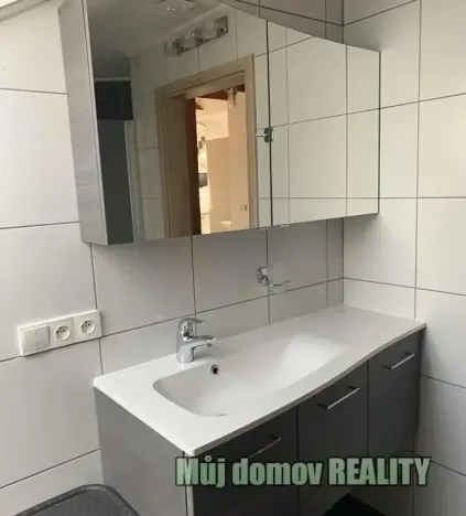 Pronájem bytu 3+kk, Praha - Čakovice, Schoellerova, 81 m2