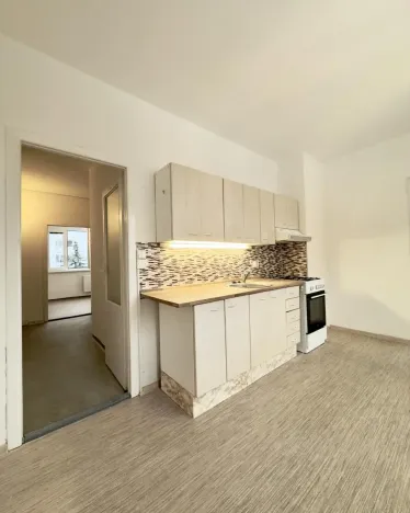 Prodej bytu 3+1, Cvikov - Cvikov II, Sídliště, 68 m2