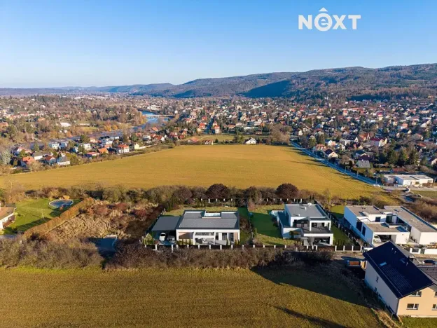 Prodej pozemku pro bydlení, Řevnice, nám. Krále Jiřího z Poděbrad, 3534 m2