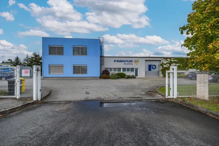 Pronájem kanceláře, Vestec, Vídeňská, 51 m2