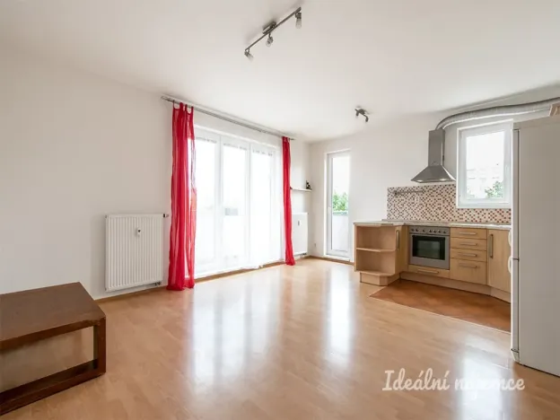 Pronájem bytu 2+kk, Praha - Záběhlice, Velenovského, 56 m2