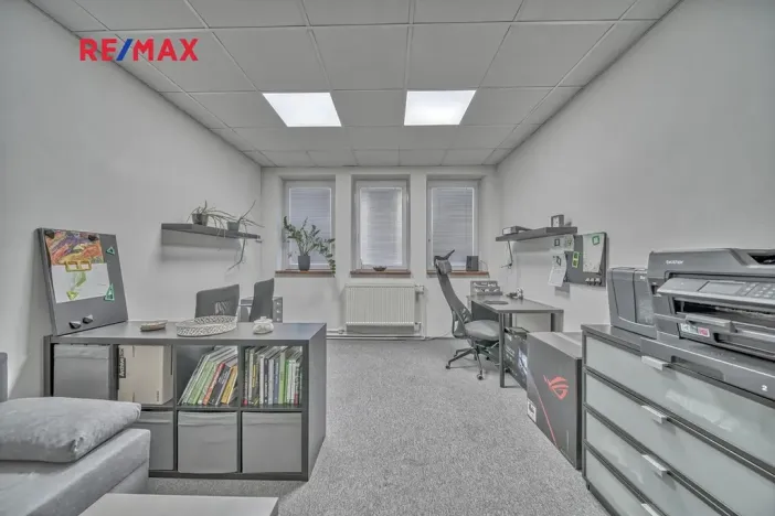 Pronájem kanceláře, Chlumec nad Cidlinou, Rooseveltova, 17 m2