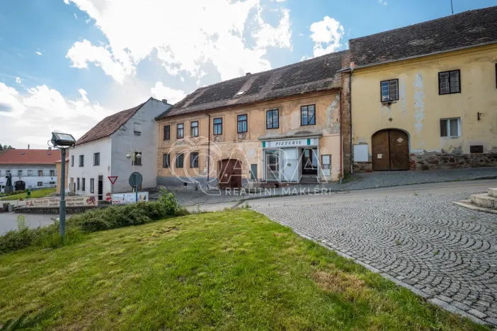 Prodej rodinného domu, Husinec, Jeronýmova, 350 m2