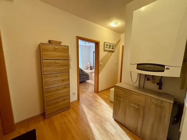 Pronájem bytu 2+kk, Praha - Libeň, Na stráži, 46 m2