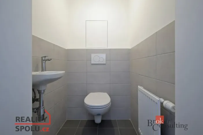 Pronájem bytu 2+kk, Hrádek nad Nisou, Jiřího z Poděbrad, 52 m2