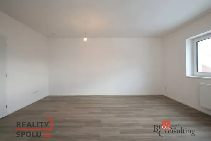 Pronájem bytu 2+kk, Hrádek nad Nisou, Jiřího z Poděbrad, 52 m2