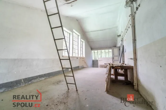 Prodej výrobních prostor, Jablonec nad Jizerou - Buřany, 2696 m2