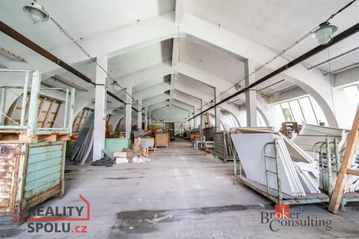 Prodej výrobních prostor, Jablonec nad Jizerou - Buřany, 2696 m2