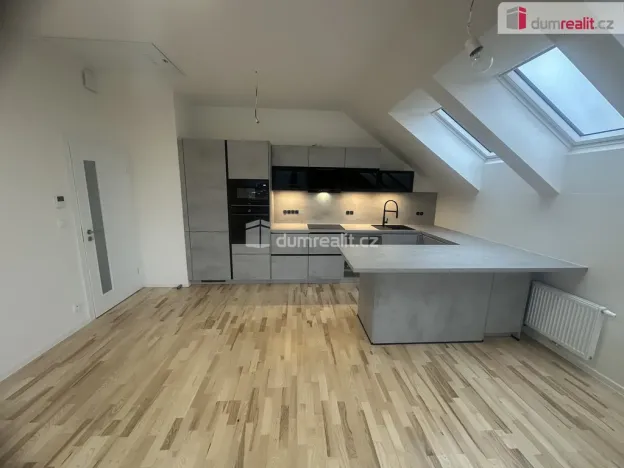 Pronájem bytu 3+kk, Dobřichovice, Pražská, 82 m2
