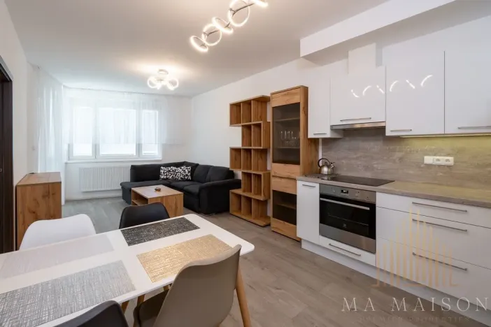 Pronájem bytu 2+kk, Praha - Střížkov, Lovosická, 52 m2