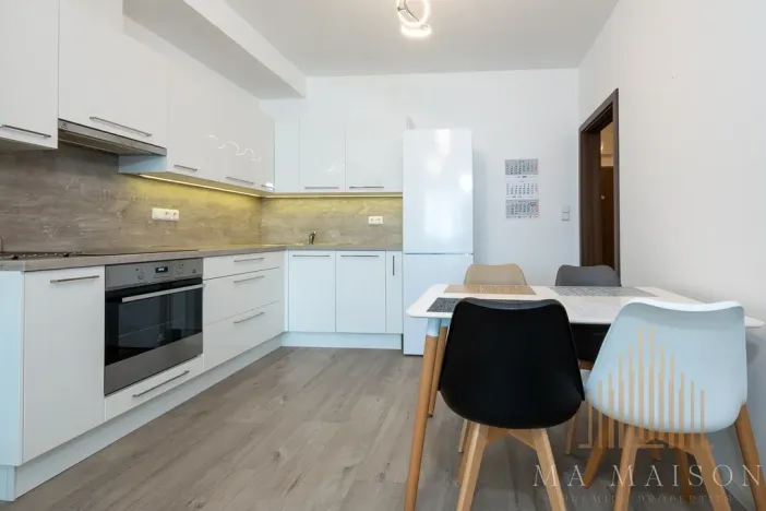 Pronájem bytu 2+kk, Praha - Střížkov, Lovosická, 52 m2
