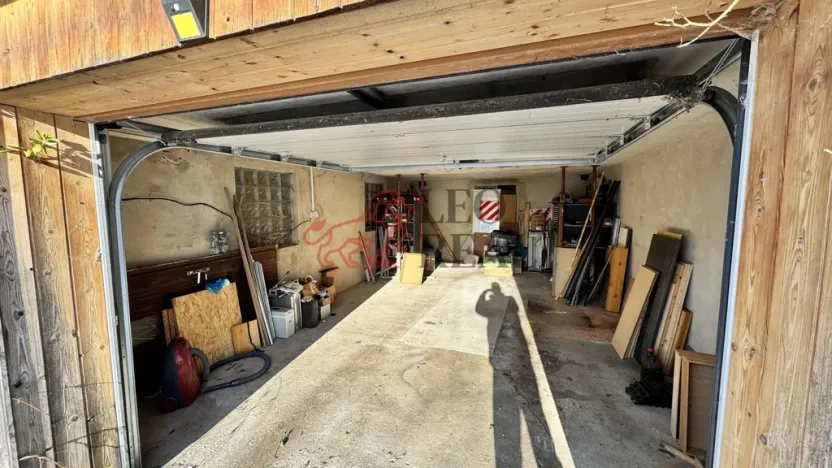 Prodej rodinného domu, Lopeník, 250 m2