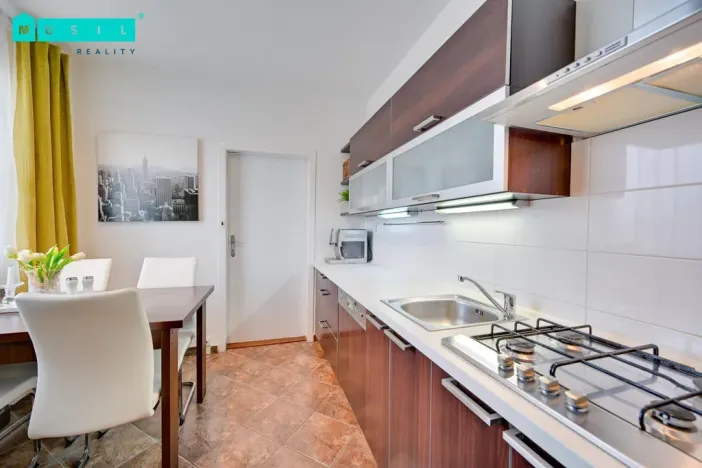 Prodej bytu 3+1, Olomouc - Nové Sady, Werichova, 74 m2