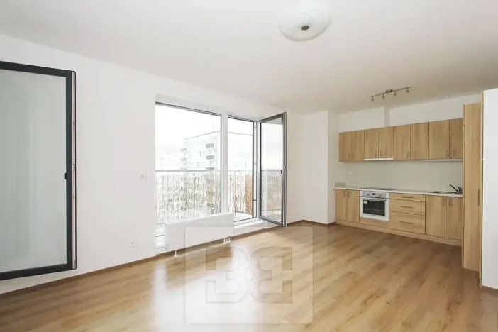 Pronájem bytu 2+kk, Praha - Malešice, Nad úžlabinou, 74 m2