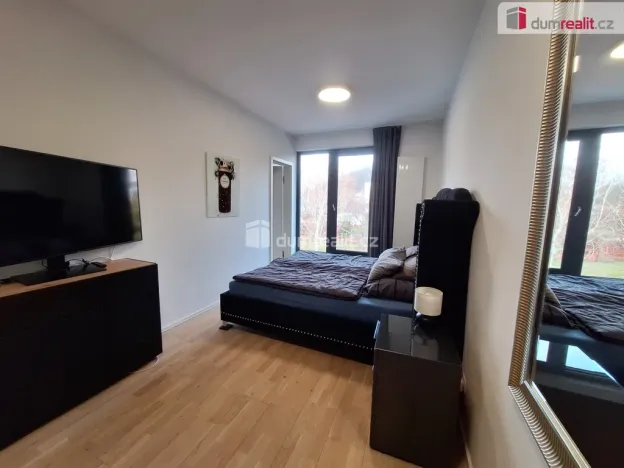 Pronájem bytu 3+kk, Praha - Krč, Michelská, 104 m2