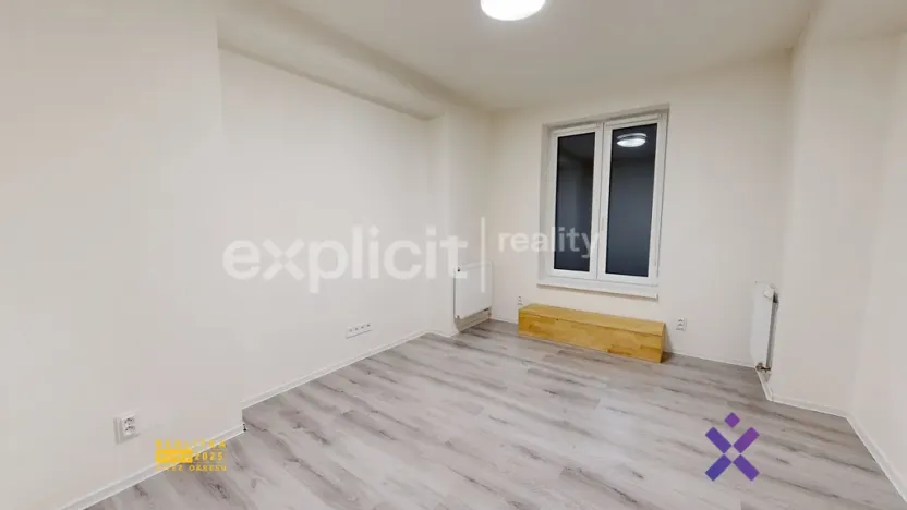 Pronájem bytu 2+kk, Zlín, Jiráskova, 33 m2