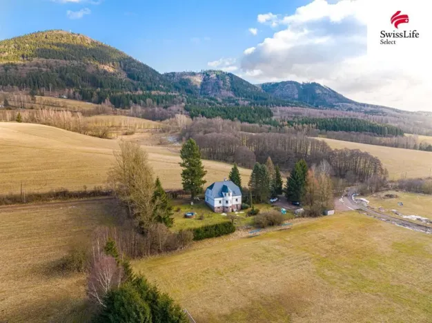 Prodej rodinného domu, Bernartice, 338 m2