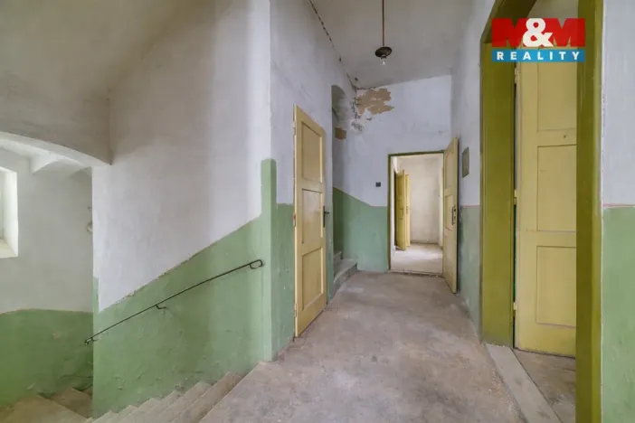 Prodej rodinného domu, Bochov - Těšetice, 200 m2