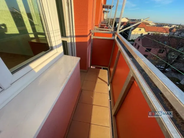 Prodej bytu 2+1, Břeclav, Fintajslova, 55 m2