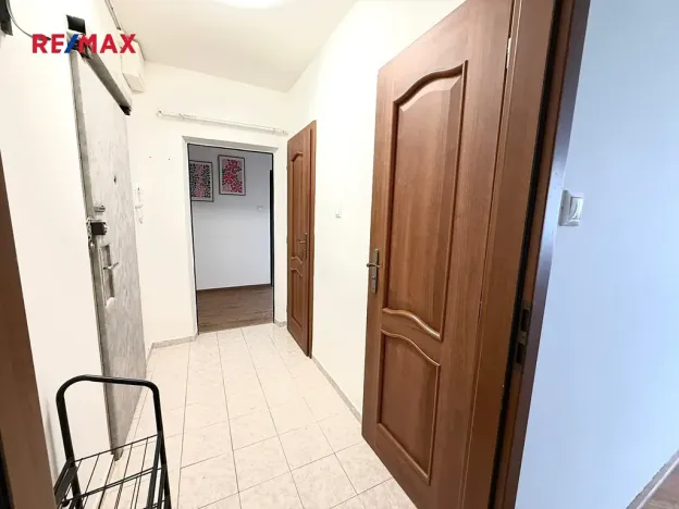 Pronájem bytu 3+1, Praha - Strašnice, Gutova, 67 m2