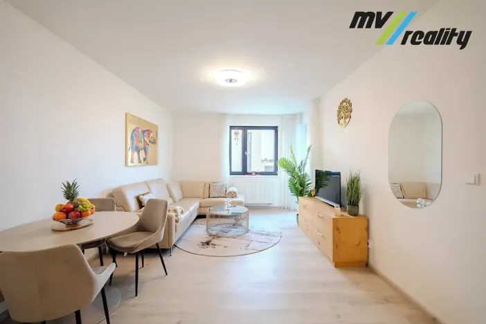 Prodej bytu 4+kk, Poděbrady, Dykova, 81 m2