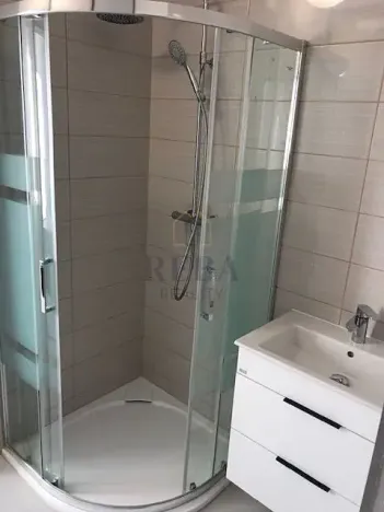 Pronájem bytu 2+kk, Karlovy Vary, Lipová, 50 m2