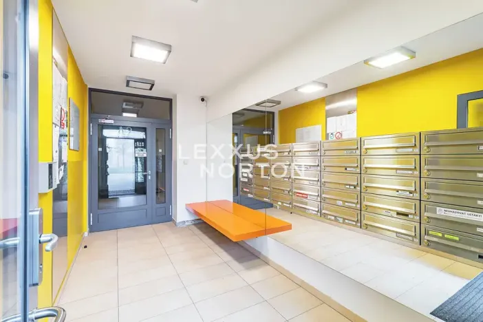 Pronájem bytu 1+kk, Praha - Stodůlky, Svitákova, 34 m2