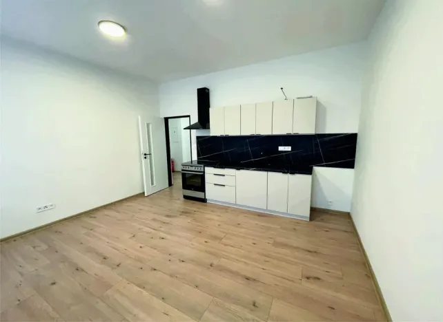 Prodej bytu 2+kk, Trutnov - Horní Staré Město, Horská, 45 m2