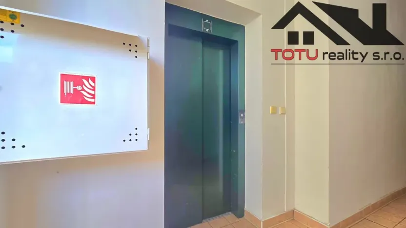 Prodej ordinace, Hronov, Havlíčkova, 1174 m2