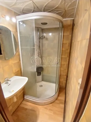 Prodej bytu 2+kk, Praha - Háje, Kupeckého, 42 m2