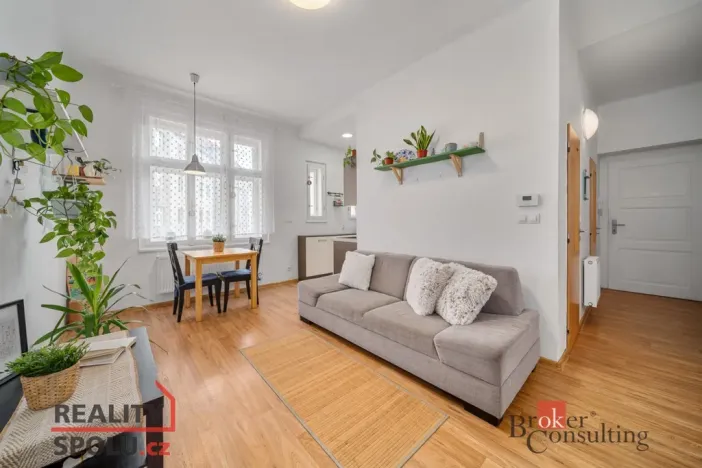 Prodej bytu 2+kk, Hradec Králové, Škroupova, 47 m2