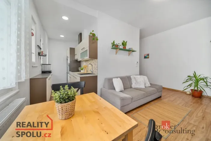 Prodej bytu 2+kk, Hradec Králové, Škroupova, 47 m2