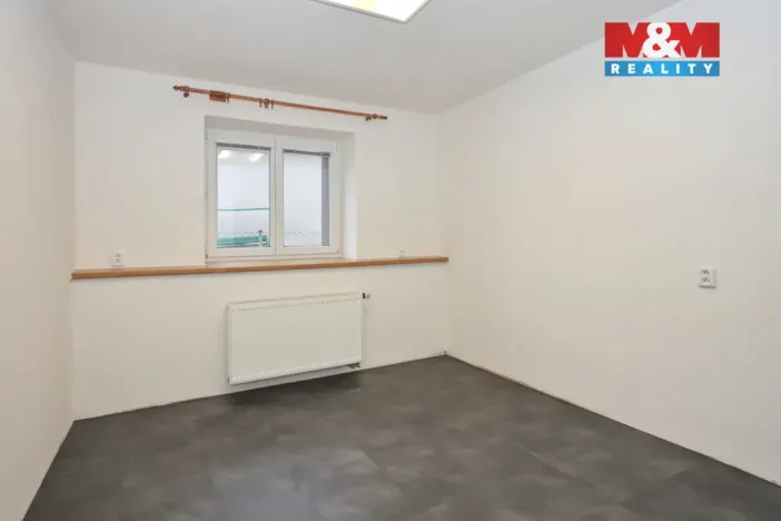Pronájem obchodního prostoru, Hlinsko - Blatno, 84 m2
